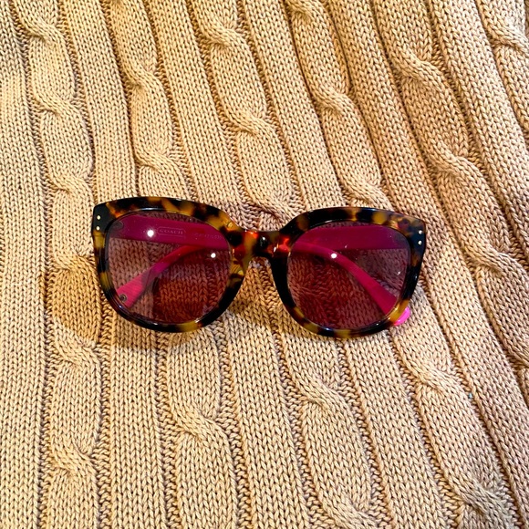 Coach Sunglasses ☀️